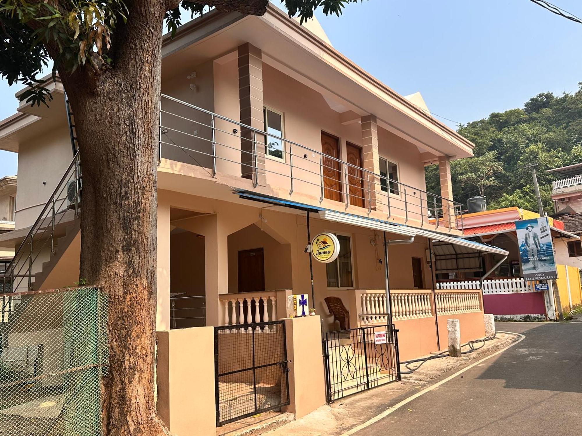 James Guesthouse Bogmalo Ngoại thất bức ảnh